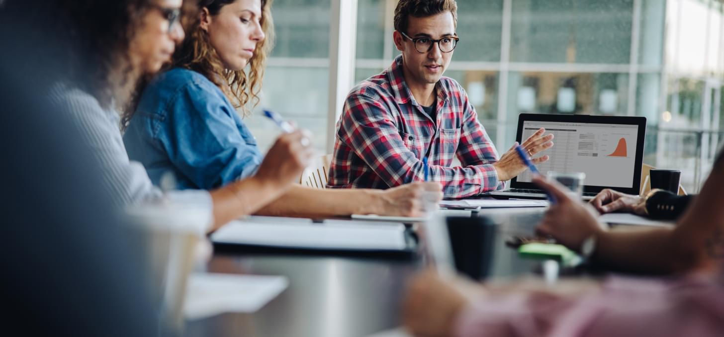 Фон блока Остались вопросы?